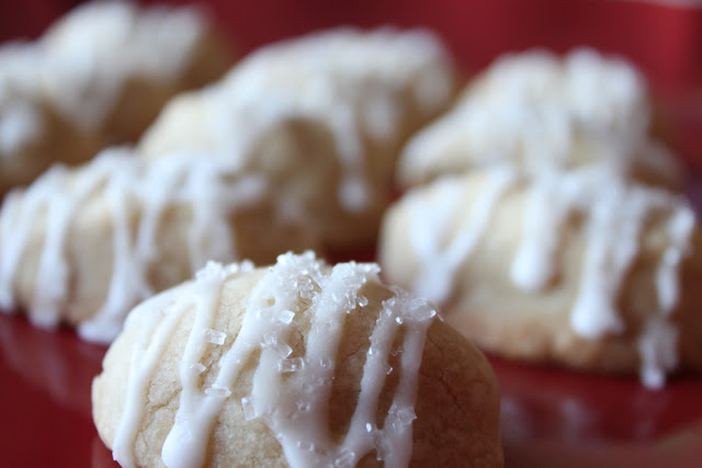 Butter Pecan Nuggets, ABK's Christmas Cookie Extravaganza and The Mighty Wind of 2011