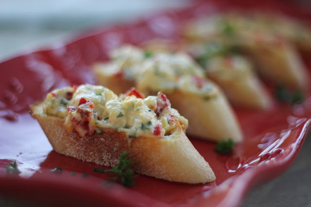 Sun Dried Tomato and Artichoke Bruschetta