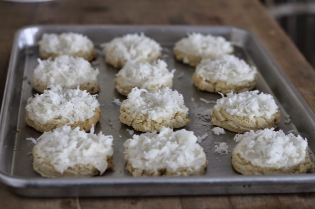 Coconut Cream Swig Cookie