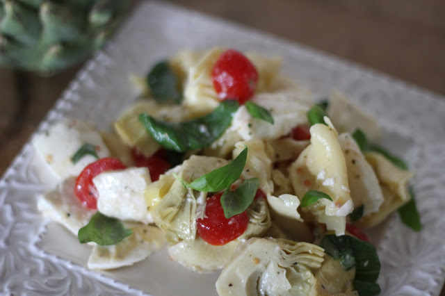 Caprese Pasta and Artichoke Salad