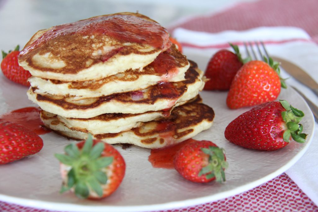 Strawberry Buttermilk Pancakes with Fresh Strawberry Syrup