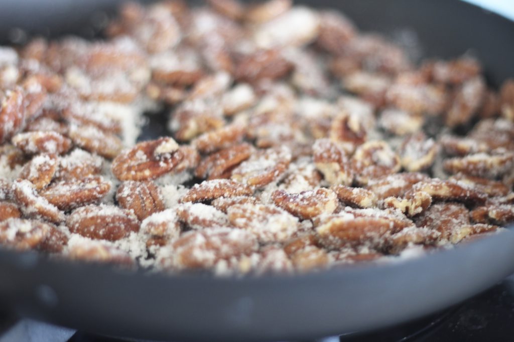 Pear and Pecan Salad with Sweet Red Wine Vinaigrette