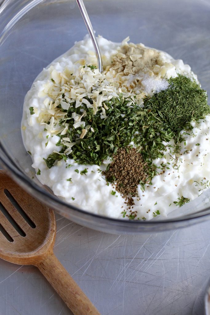 Five Minute Cottage Cheese Dill Dip