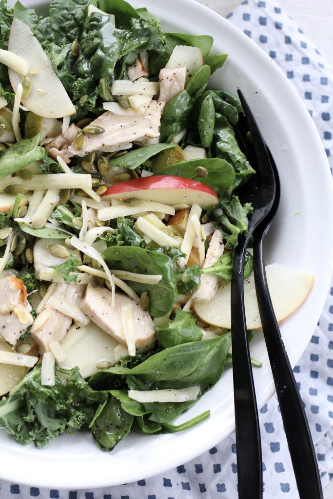 Spinach and Pear Salad with Apple Ginger Dressing