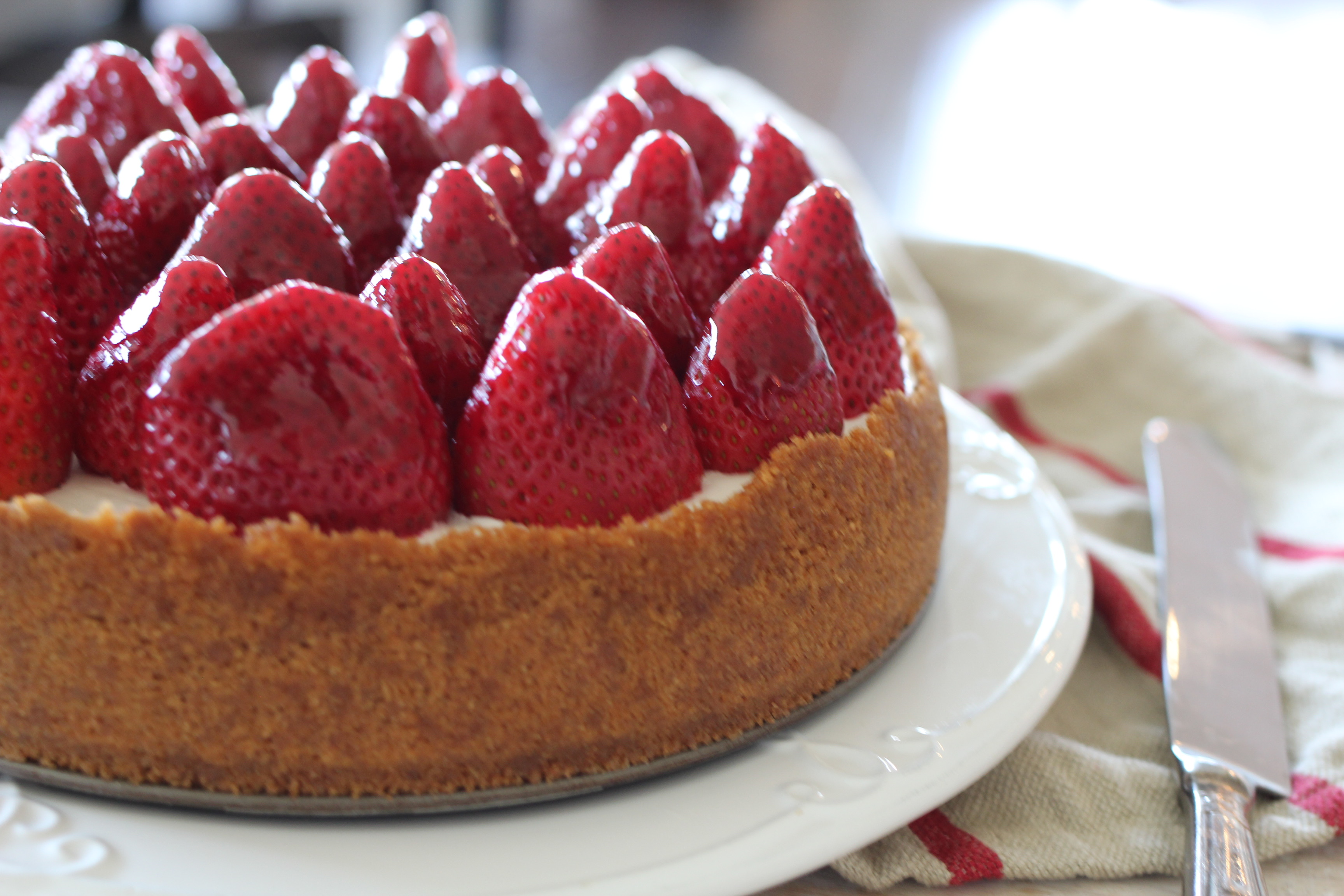 Classic Strawberry Cheesecake