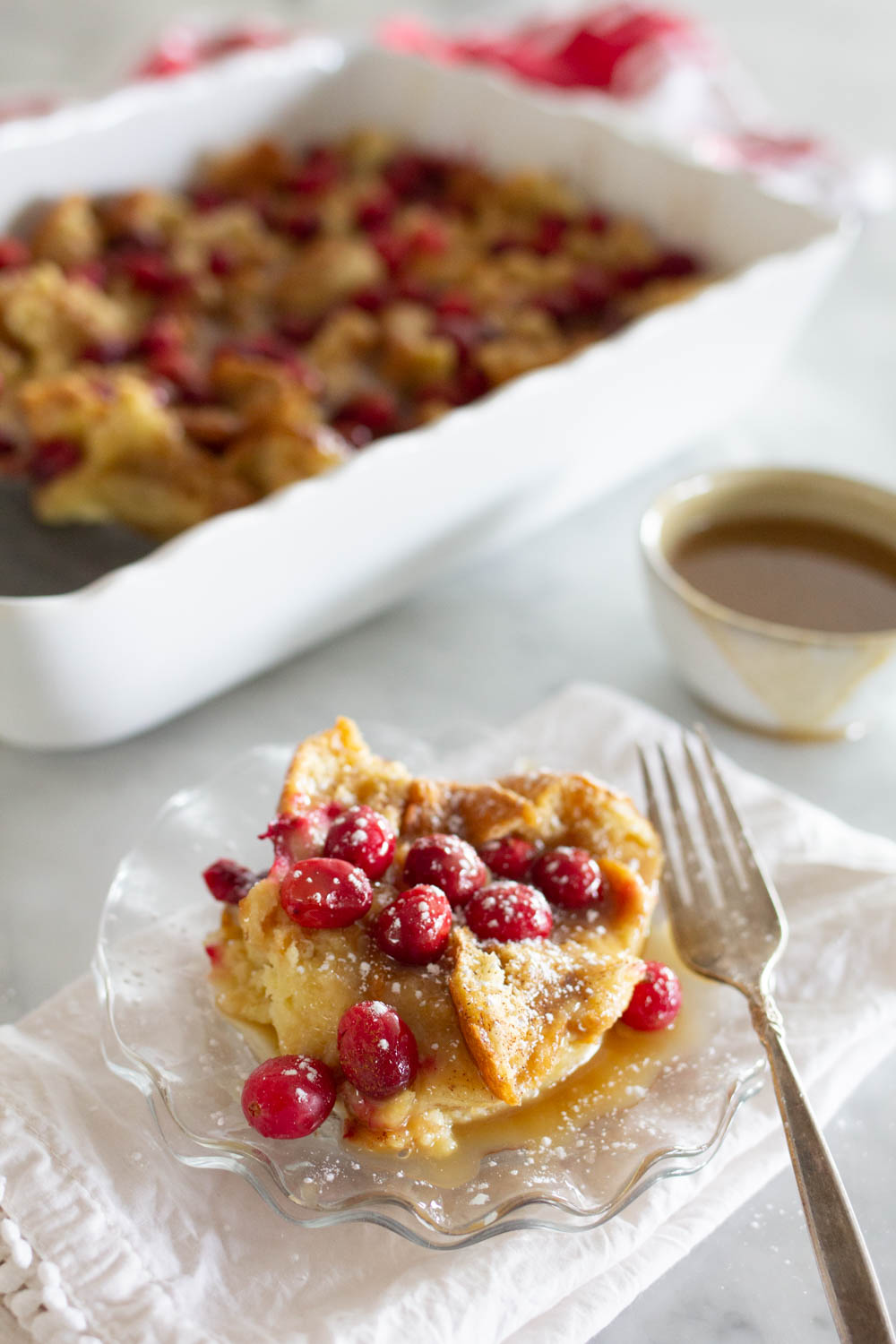 This Cranberry Bread Pudding with Caramel Sauce is the best bread pudding r...