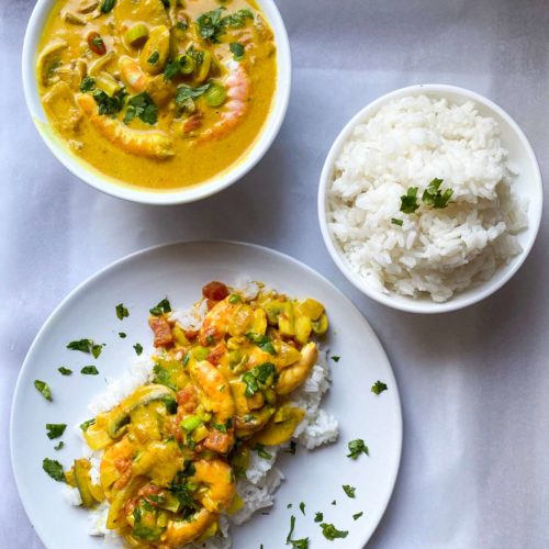 https://abountifulkitchen.com/wp-content/uploads/2020/06/Easy-Coconut-Curry_A-Bountiful-Kitchen-1-500x500.jpg