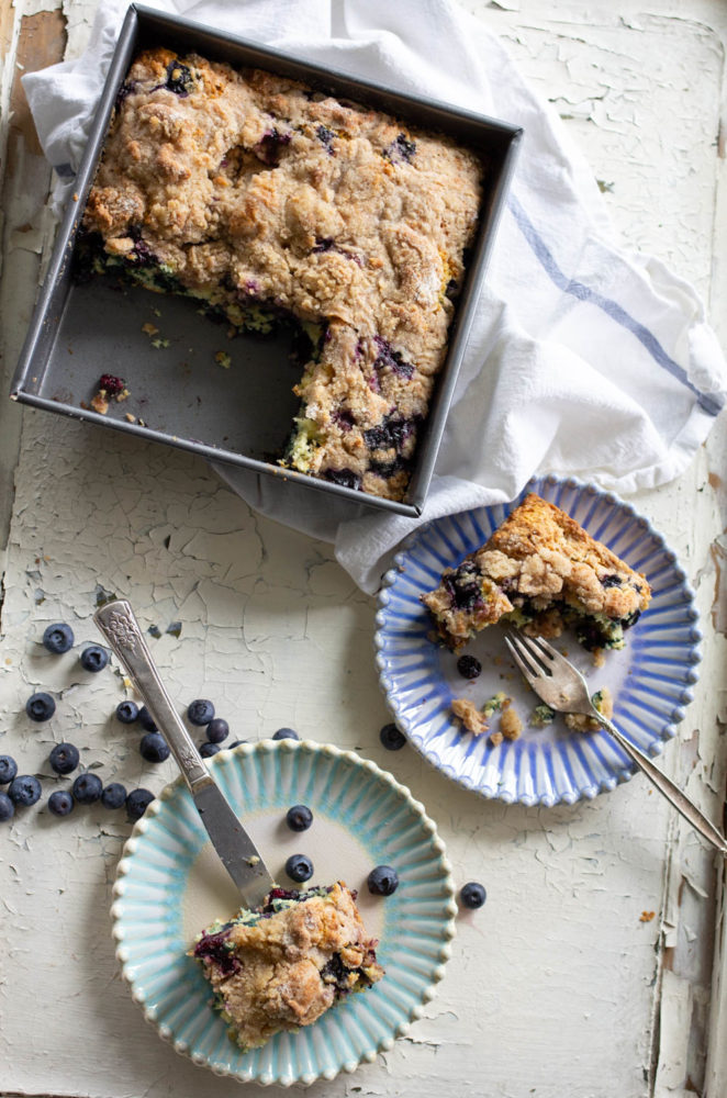 Difference between a crisp, cobbler, crumble and buckle?