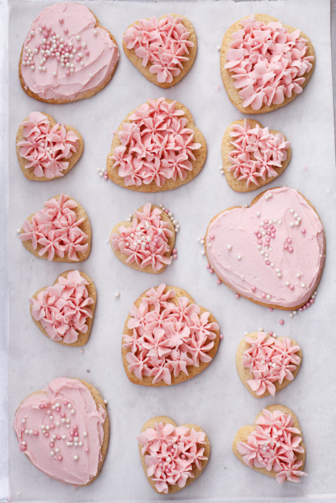 Easy Soft Sugar Cookies With Frosting