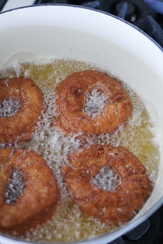 How to fry donuts