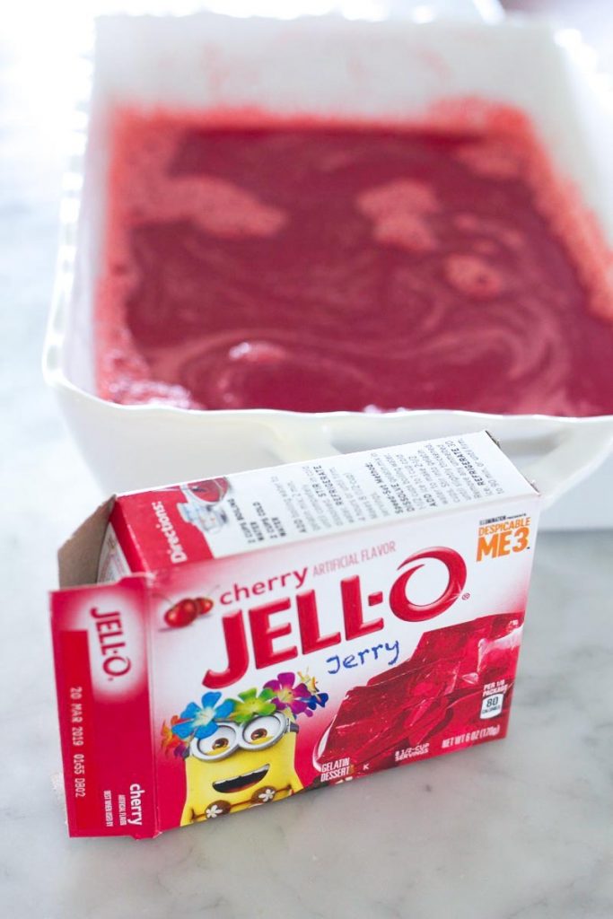 How to make cherry Jello