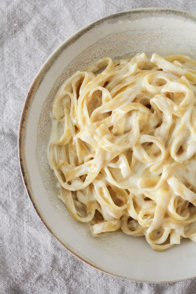 Best Easy Creamy Fettuccine Alfredo