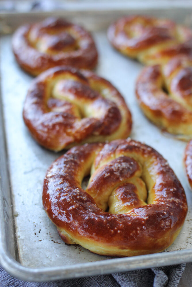 Mall pretzels at home!