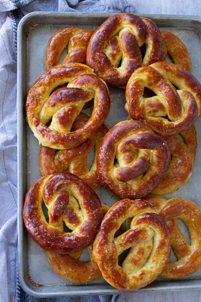 Easy Soft Pretzels Recipe