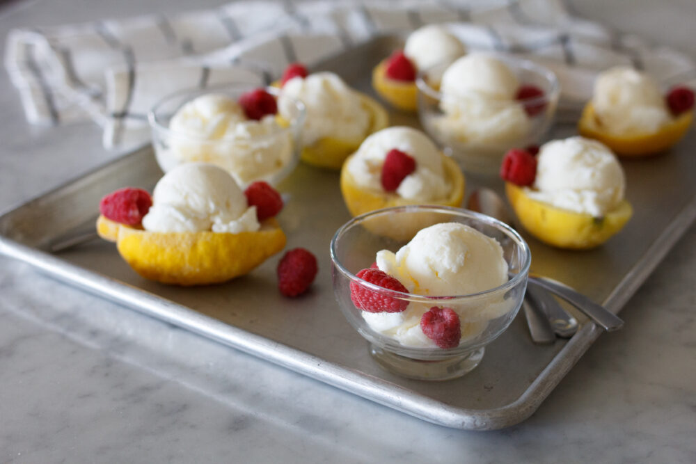 Homemade Lemon Ice Cream without a machine