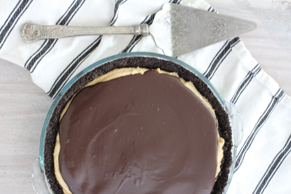 Peanut Butter Pie with Homemade Fudge Topping