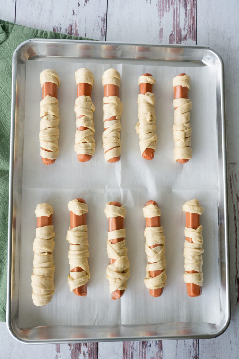 How to wrap Mummy Hot Dogs