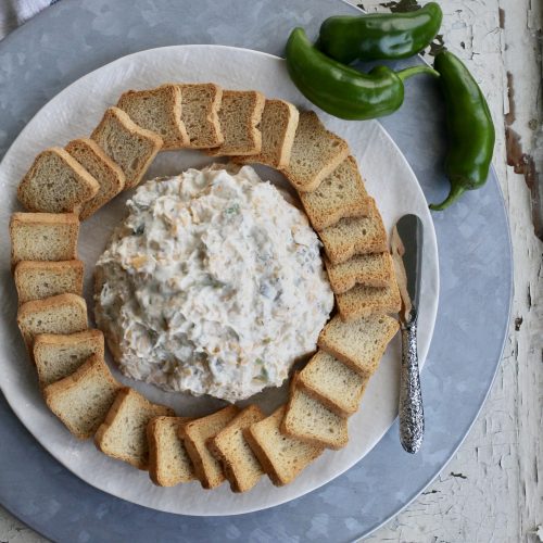 spicy jalape&ntilde;o cheese ball