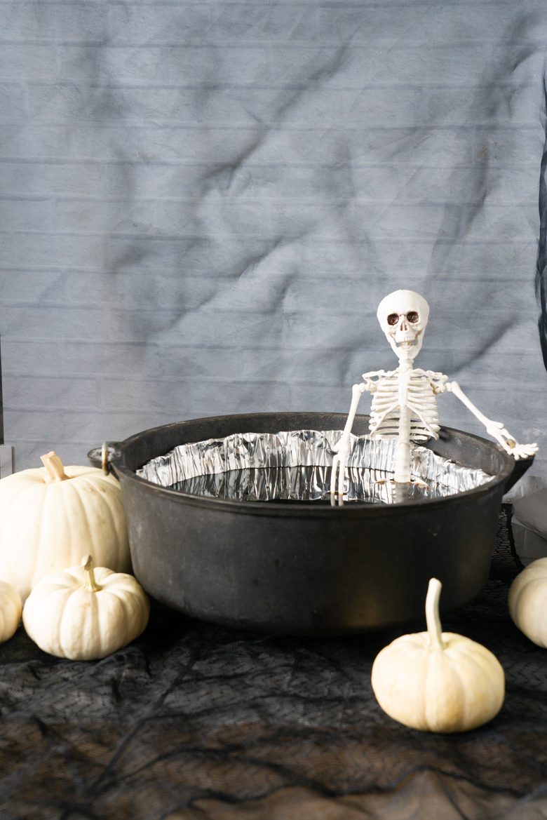 Skeleton centerpiece with rooter